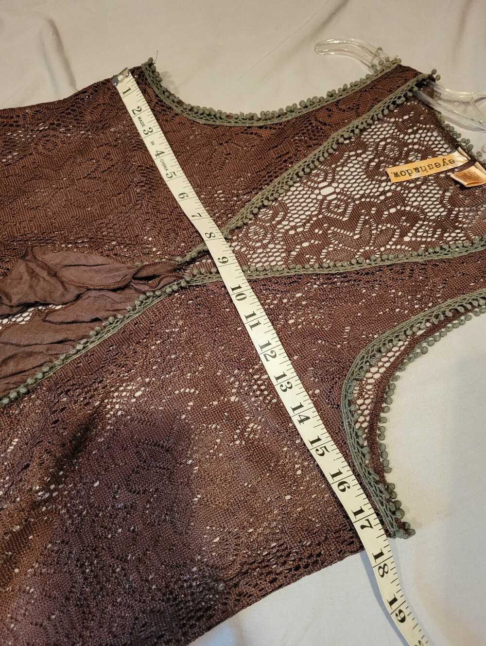 Eyeshadow Brown Lace Ruffle Vest - Picture 10 of 12